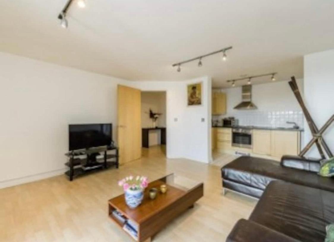 لندن Centrally Located Flat - Battersea Park Road المظهر الخارجي الصورة